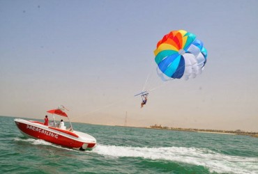 Commercial Boats Parasailing 28-26